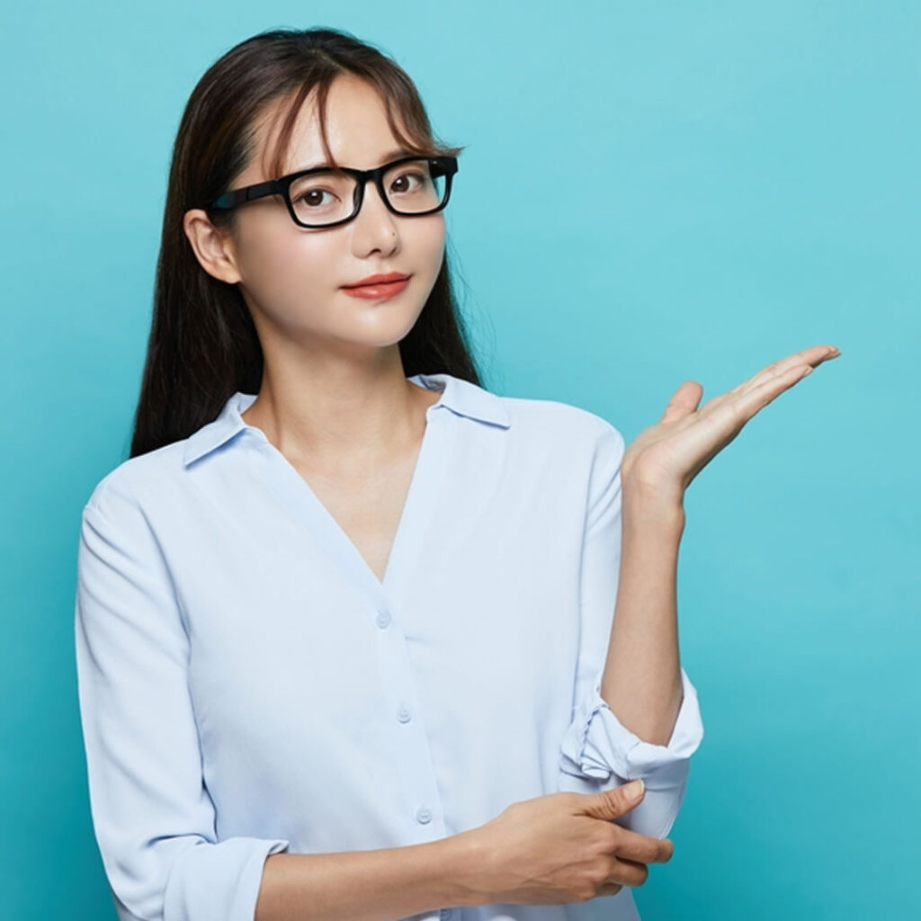 婦人科形成はどんなお悩みに対応できるのか説明している看護師
